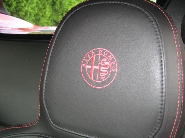 2016 Alfa Romeo 4C Spider - Image 22 of 31