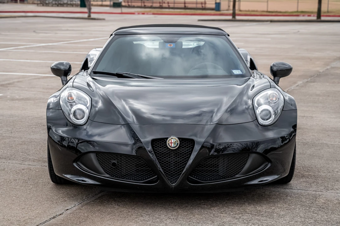 2016 Alfa Romeo 4C Spider - Image 9 of 31
