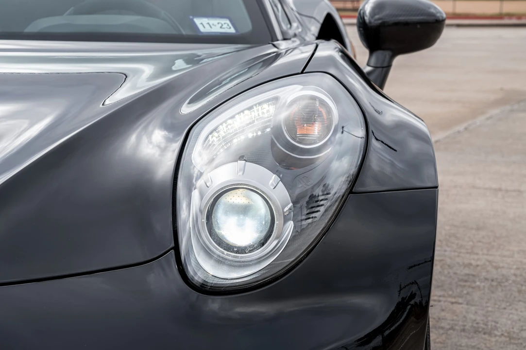 2016 Alfa Romeo 4C Spider - Image 23 of 31