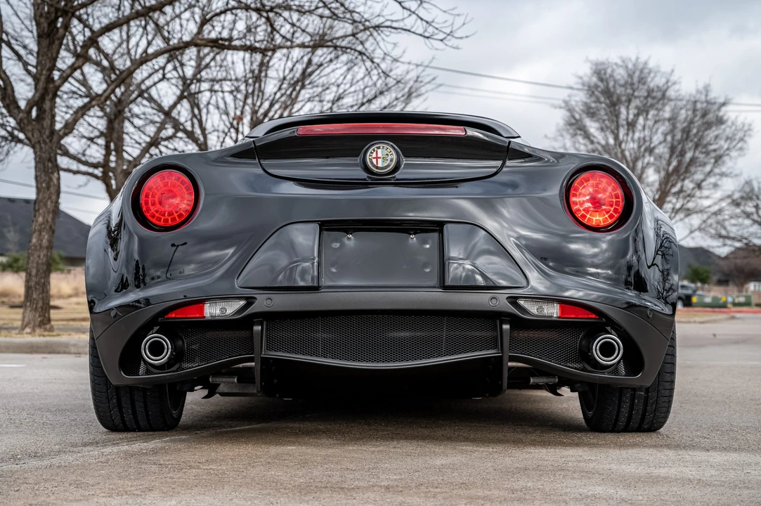 2016 Alfa Romeo 4C Spider - Image 5 of 31