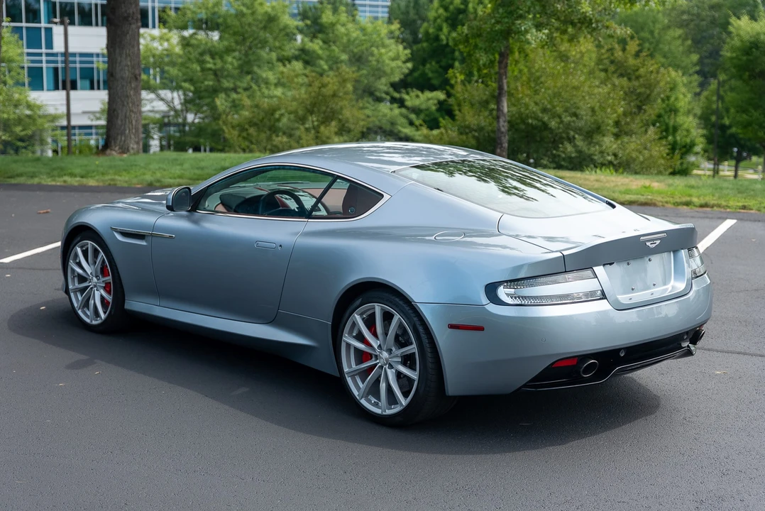 2016 Aston Martin DB9 - Image 6 of 31