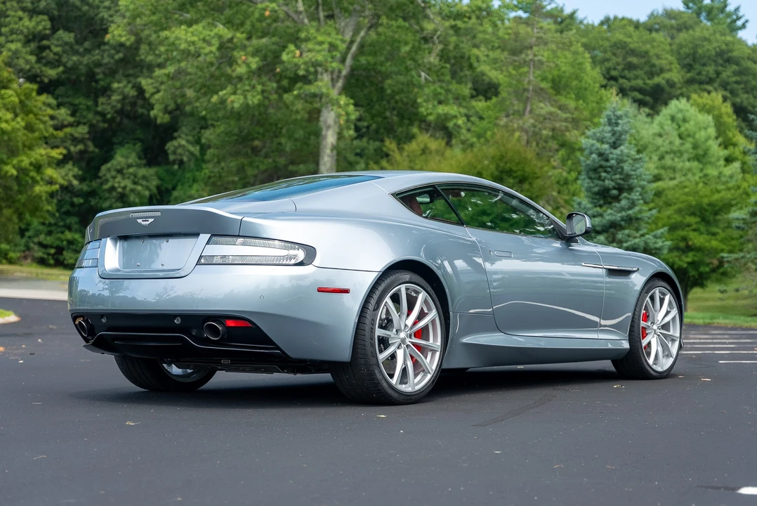 2016 Aston Martin DB9 - Image 9 of 31