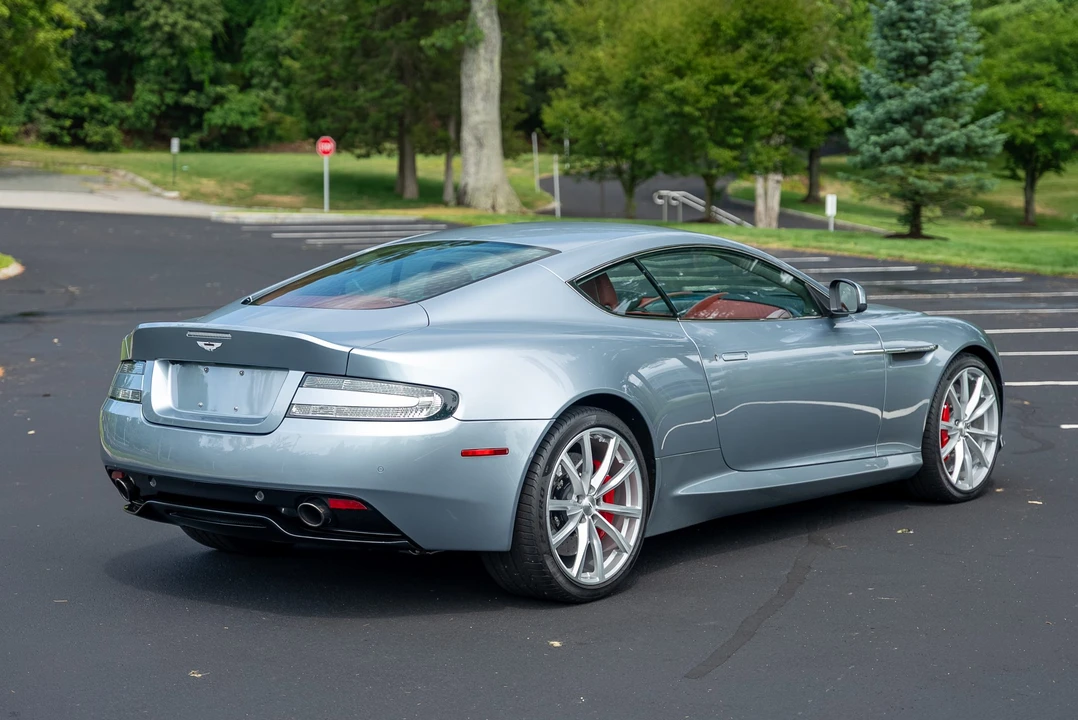 2016 Aston Martin DB9 - Image 10 of 31