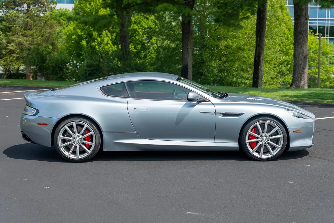 2016 Aston Martin DB9 - Image 12 of 31