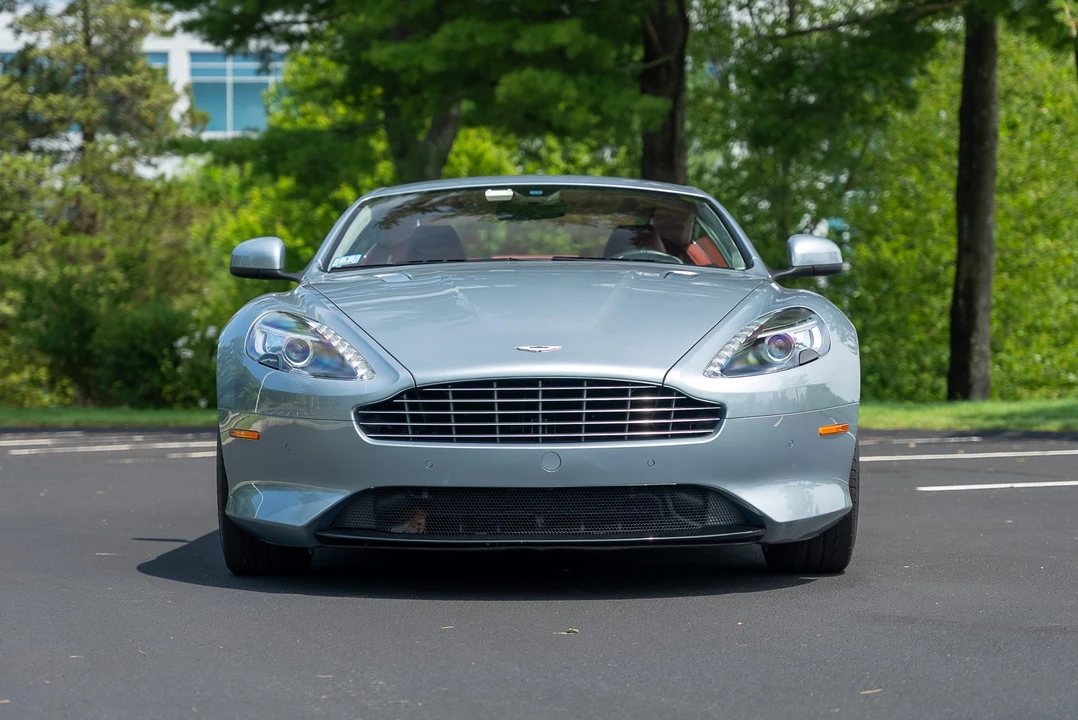 2016 Aston Martin DB9 - Image 15 of 31