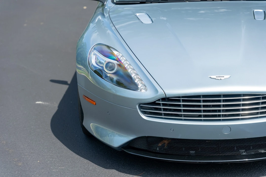 2016 Aston Martin DB9 - Image 17 of 31