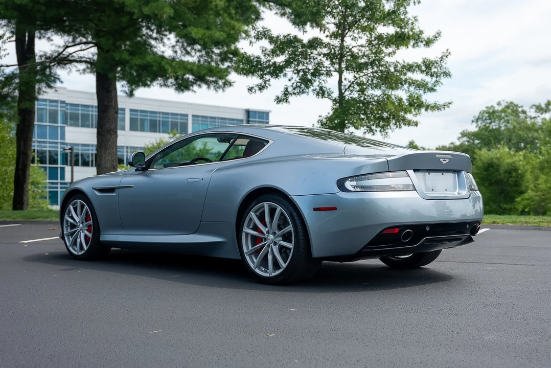 2016 Aston Martin DB9 - Image 5 of 31