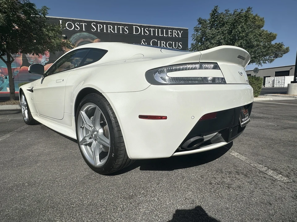 2016 Aston Martin V8 Vantage (2006-2017) - Image 10 of 31