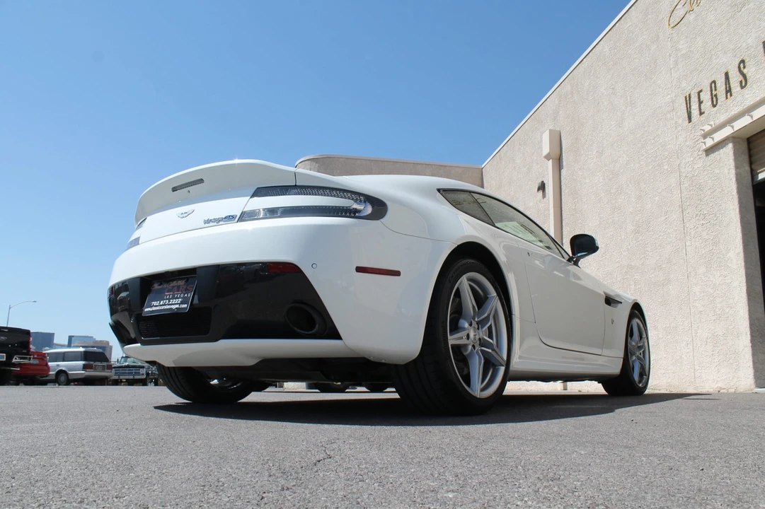 2016 Aston Martin V8 Vantage (2006-2017) - Image 16 of 31