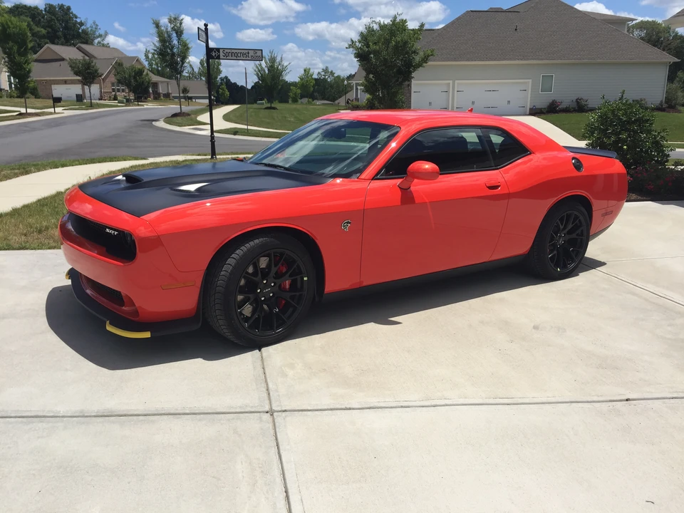 2016 Dodge Challenger SRT Hellcat 3rd Gen - Image 7 of 31