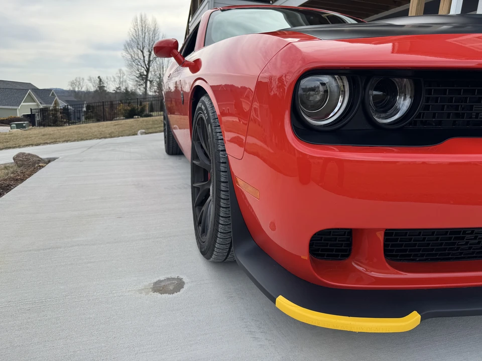2016 Dodge Challenger SRT Hellcat 3rd Gen - Image 2 of 31