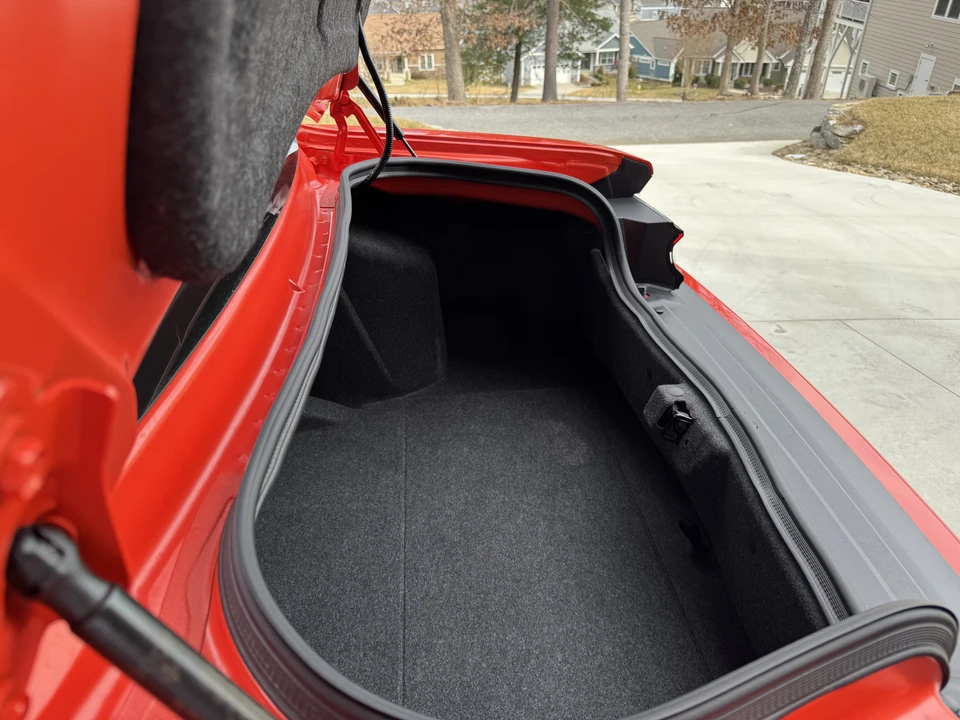 2016 Dodge Challenger SRT Hellcat 3rd Gen - Image 25 of 31