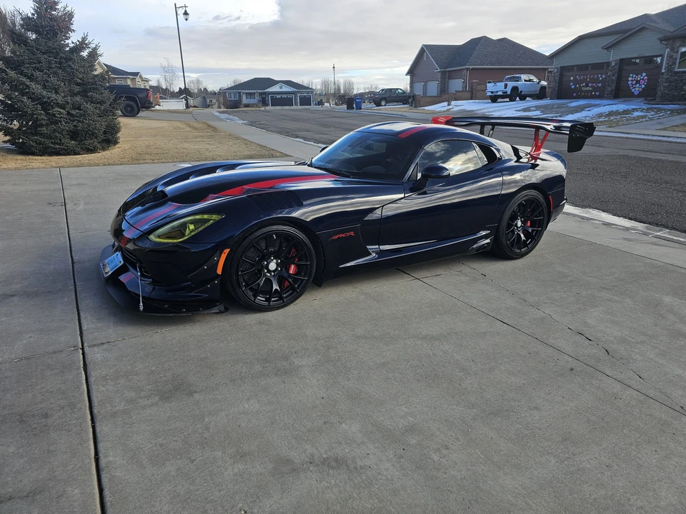 2016 Dodge Viper ACR 5th Gen - Image 2 of 31