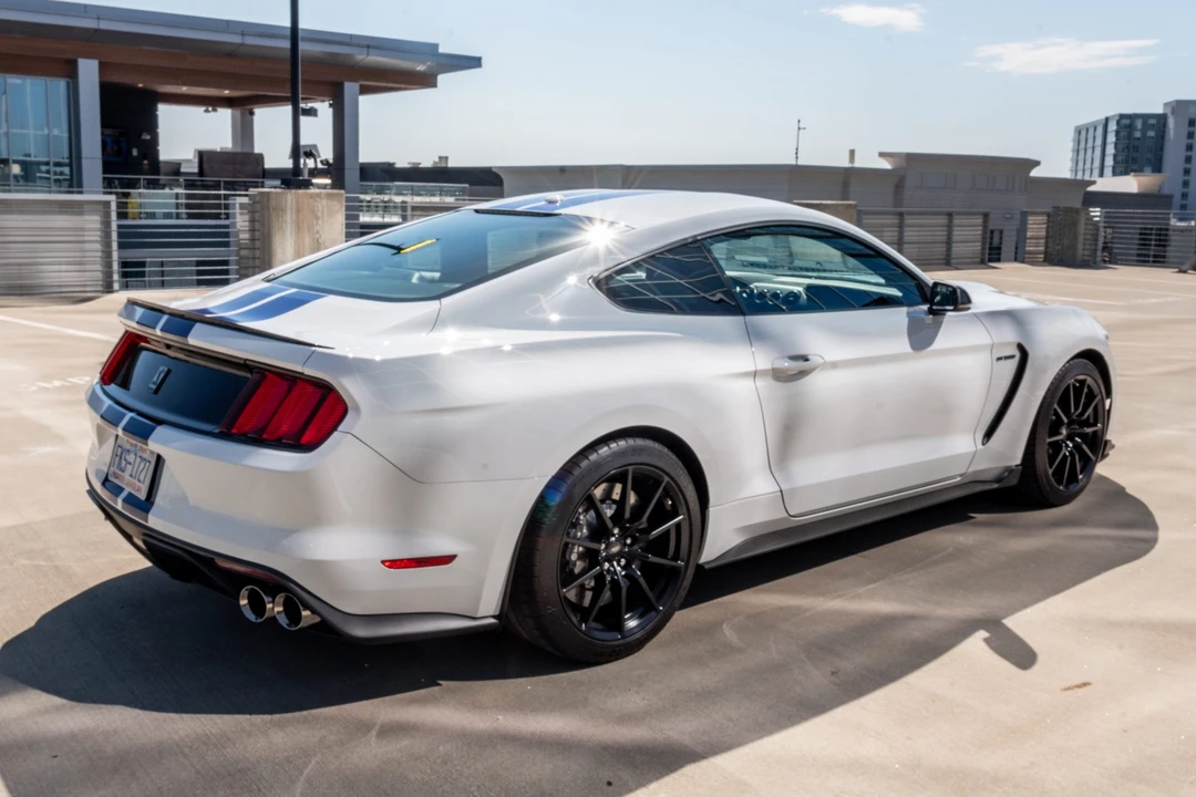 2016 Ford S550 Shelby Mustang GT350 - Image 4 of 31