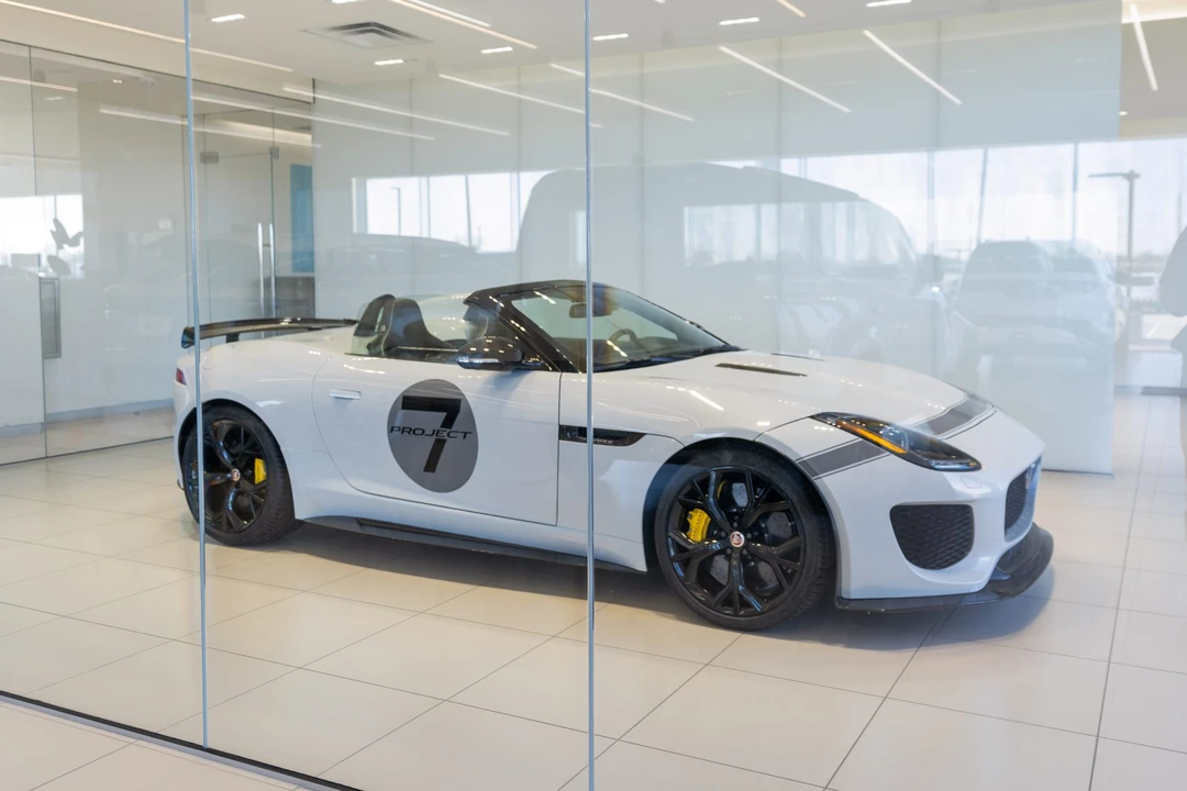 2016 Jaguar F-Type R 1st Gen - Image 21 of 31