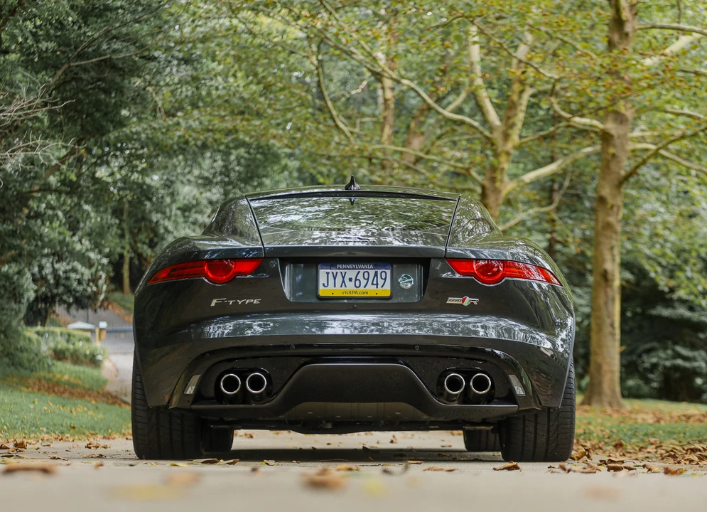 2016 Jaguar F-Type R 1st Gen - Image 13 of 31