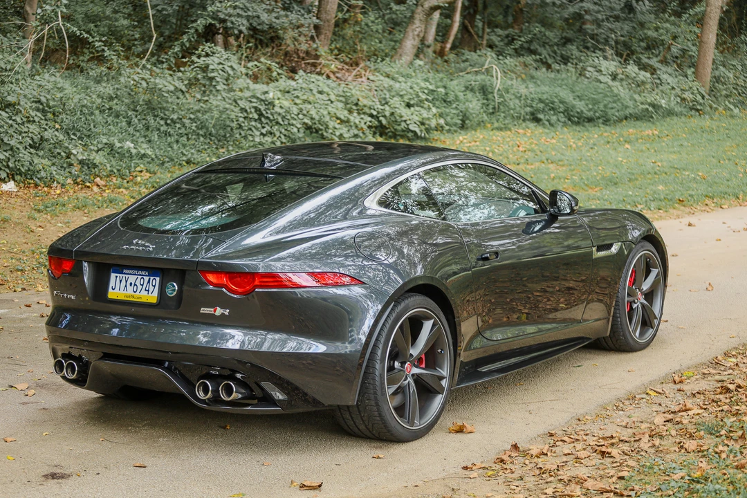 2016 Jaguar F-Type R 1st Gen - Image 15 of 31