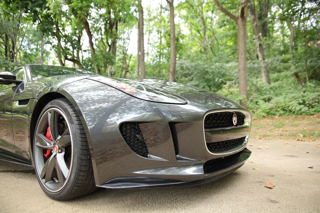 2016 Jaguar F-Type R 1st Gen - Image 27 of 31