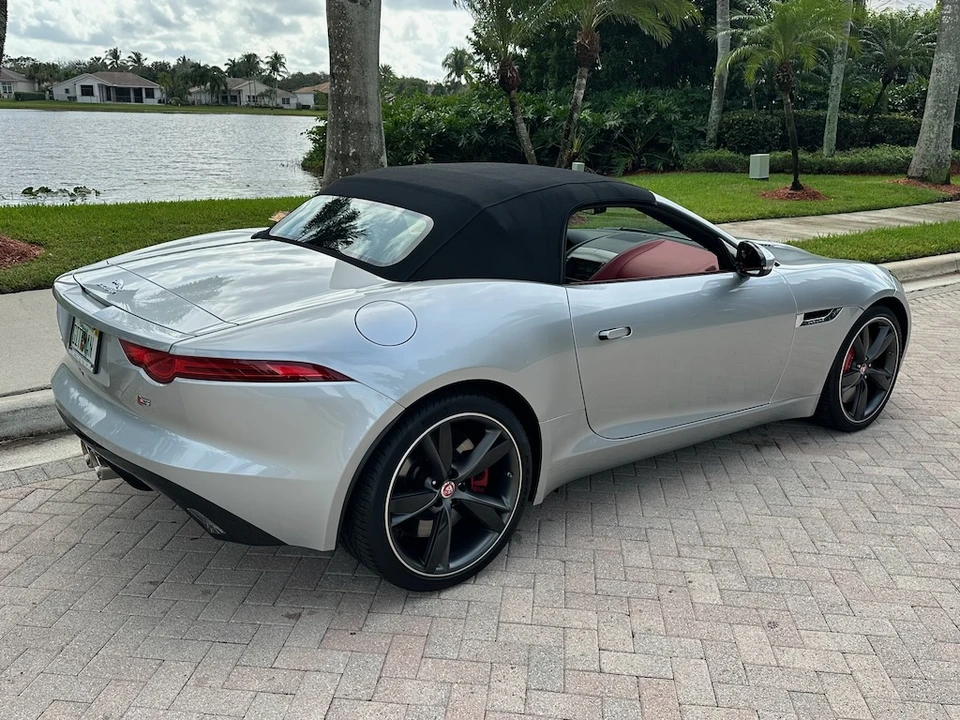 2016 Jaguar F-Type 1st Gen - Image 15 of 31
