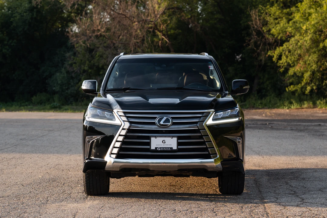 2016 Lexus LX 3rd Gen - Image 9 of 31