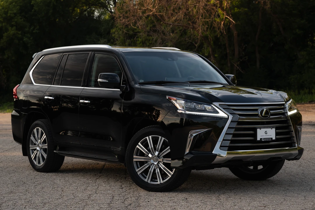 2016 Lexus LX 3rd Gen - Image 10 of 31