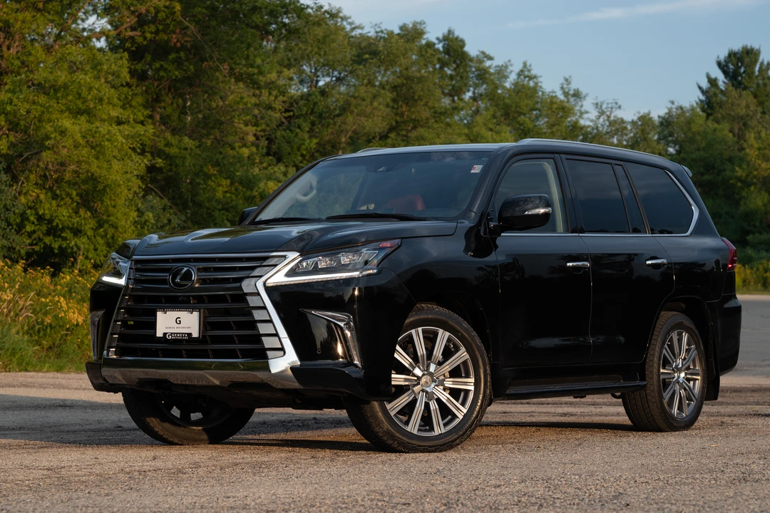 2016 Lexus LX 3rd Gen - Image 6 of 31