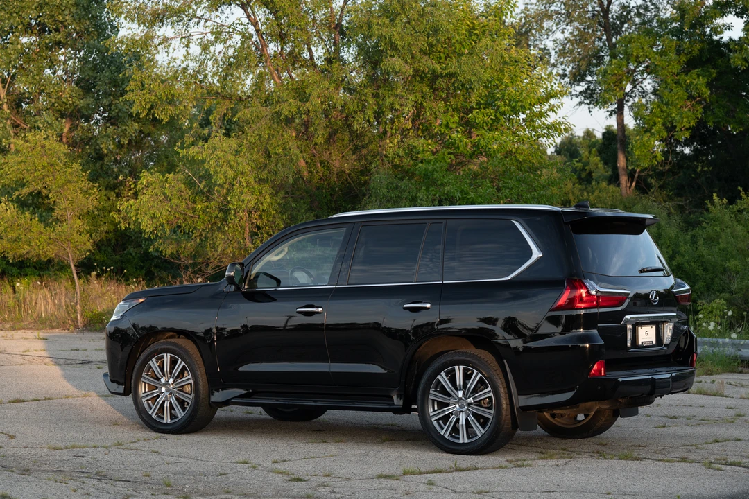 2016 Lexus LX 3rd Gen - Image 23 of 31