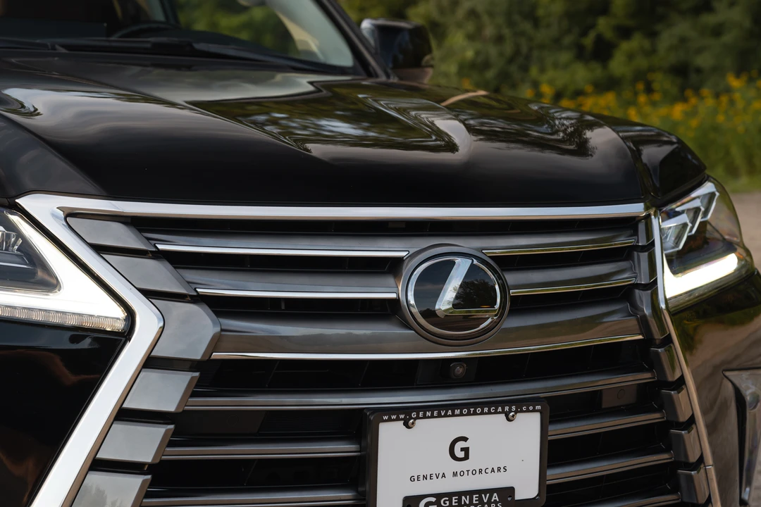2016 Lexus LX 3rd Gen - Image 26 of 31