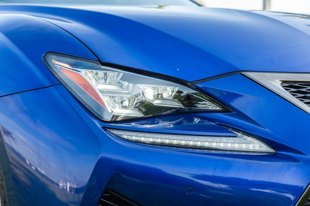 2016 Lexus RC F - Image 10 of 31