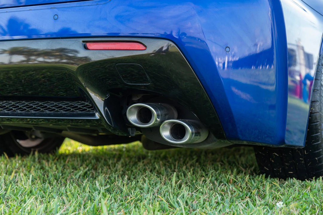 2016 Lexus RC F - Image 15 of 31