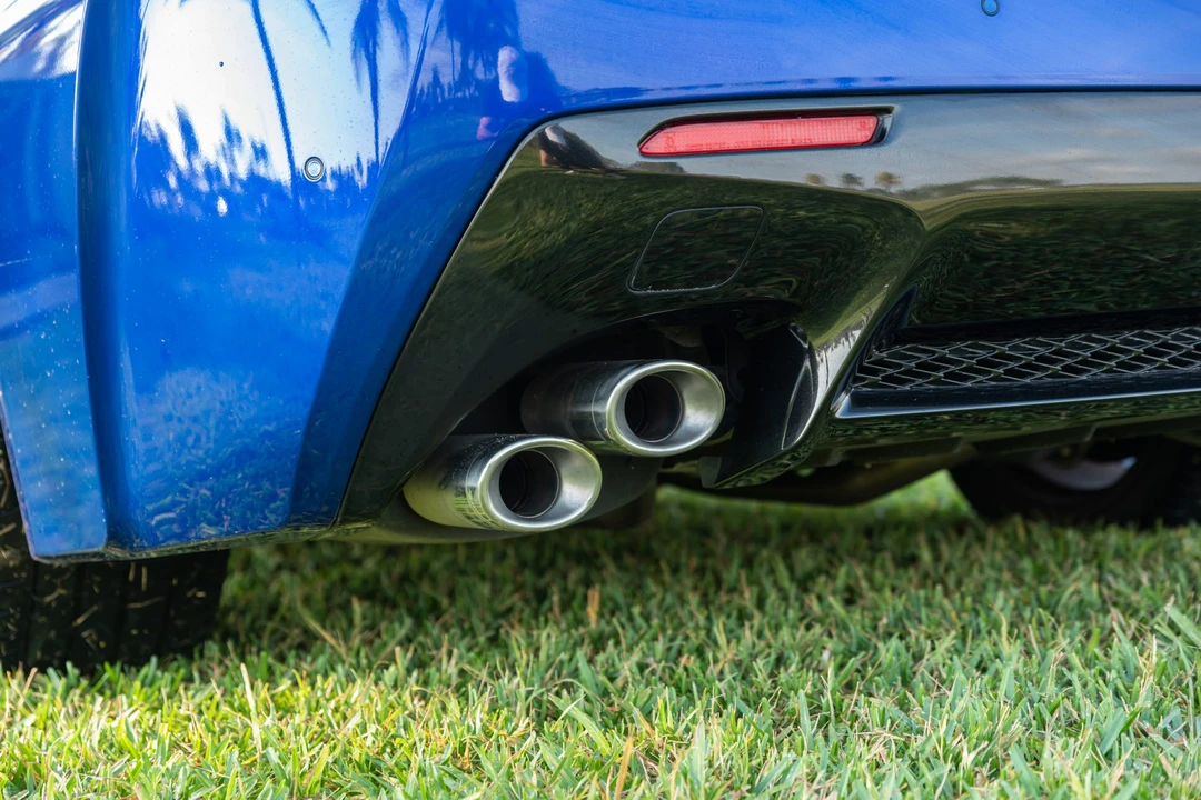 2016 Lexus RC F - Image 14 of 31