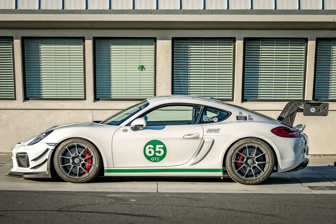 2016 Porsche 981 Cayman GT4 - Image 3 of 6