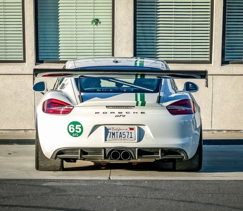 2016 Porsche 981 Cayman GT4 - Image 5 of 6