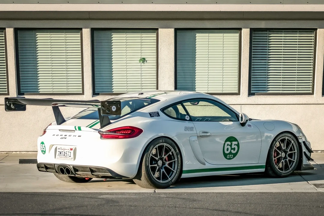 2016 Porsche 981 Cayman GT4 - Image 6 of 6