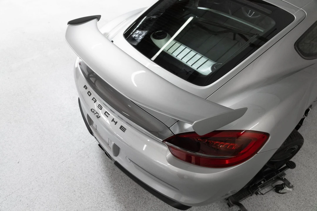 2016 Porsche 981 Cayman GT4 - Image 31 of 31