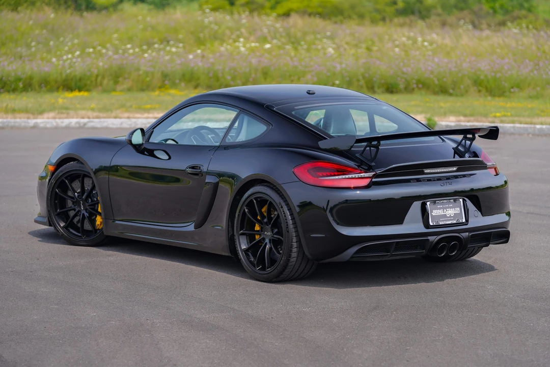 2016 Porsche 981 Cayman GT4 - Image 21 of 31