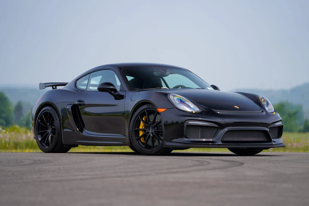 2016 Porsche 981 Cayman GT4 - Image 14 of 31