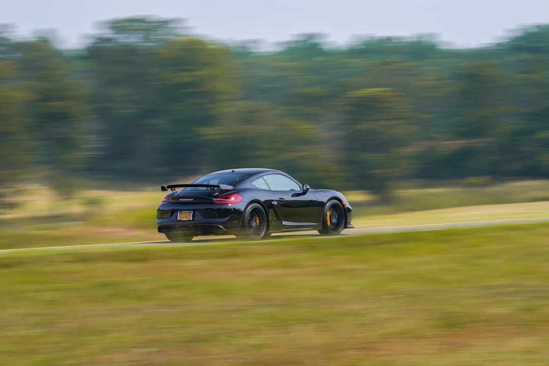 2016 Porsche 981 Cayman GT4 - Image 12 of 31