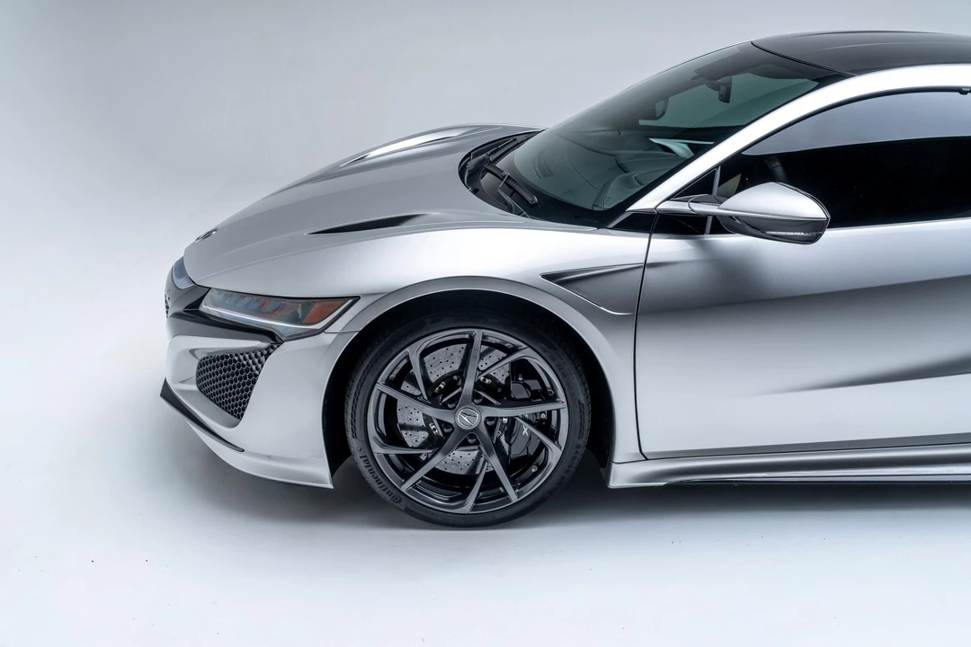2017 Acura NC1 NSX - Image 23 of 31