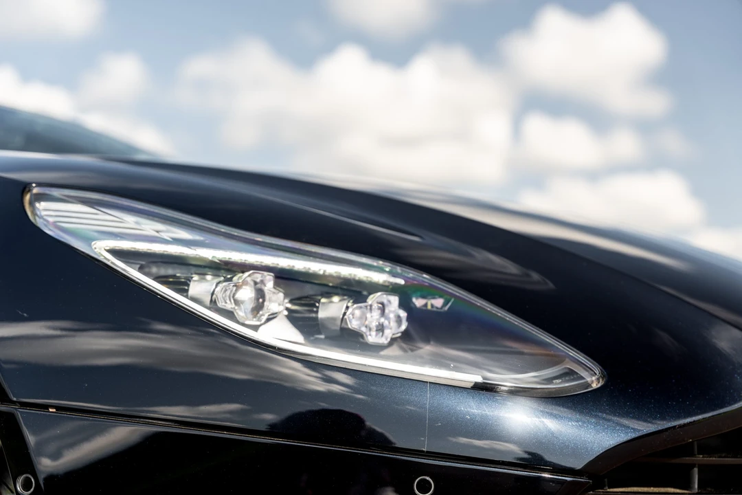 2017 Aston Martin DB11 V12 - Image 16 of 31