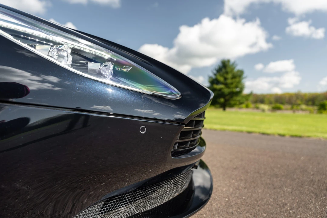 2017 Aston Martin DB11 V12 - Image 15 of 31