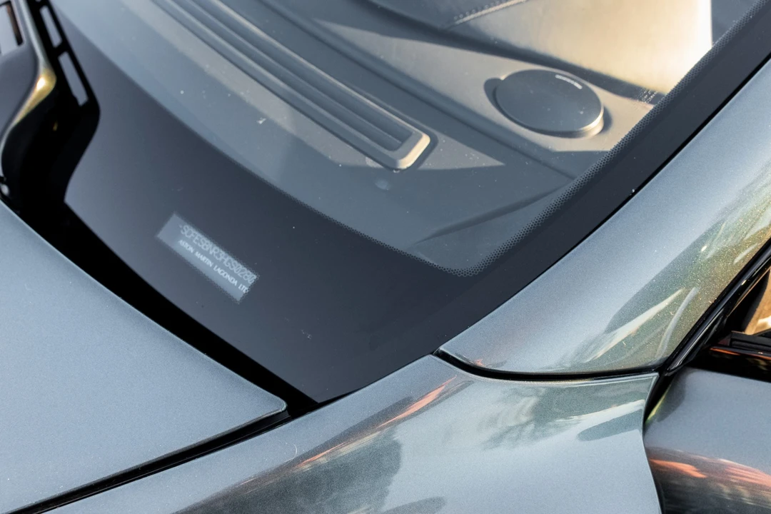 2017 Aston Martin V12 Vantage (2010-2018) - Image 17 of 31