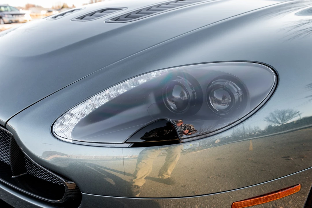 2017 Aston Martin V12 Vantage (2010-2018) - Image 15 of 31