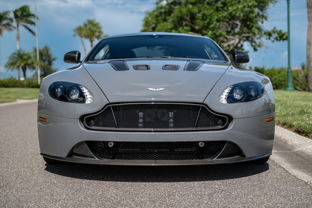2017 Aston Martin V12 Vantage (2010-2018) - Image 6 of 31