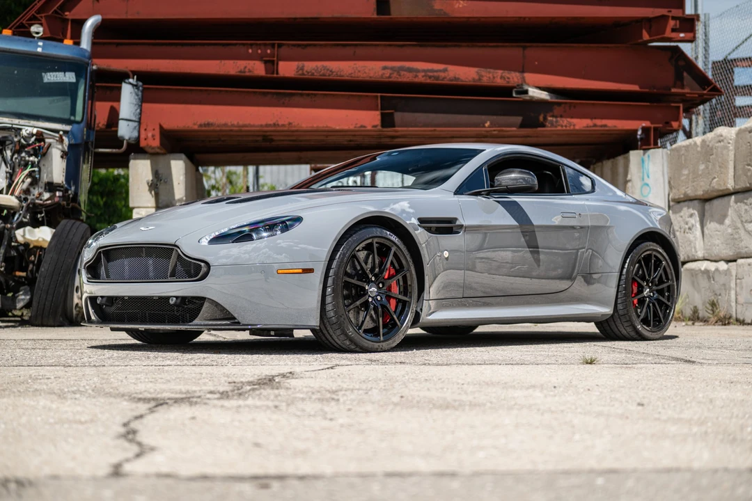2017 Aston Martin V12 Vantage (2010-2018) - Image 20 of 31