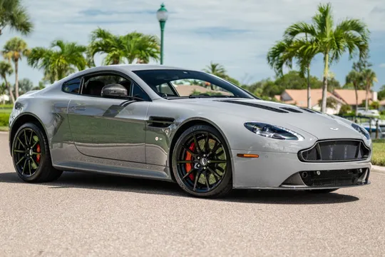 2017 Aston Martin V12 Vantage S