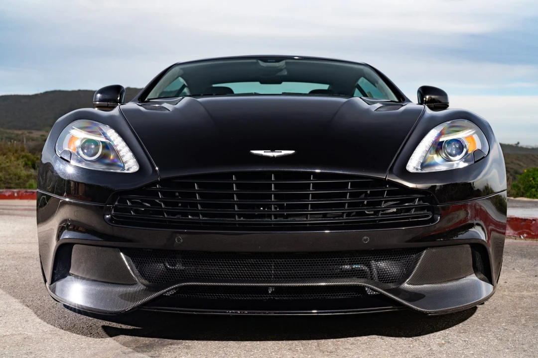 2017 Aston Martin Vanquish 2nd Gen - Image 8 of 31