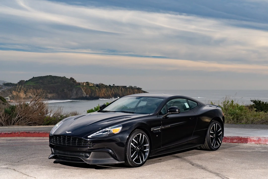 2017 Aston Martin Vanquish 2nd Gen - Image 10 of 31
