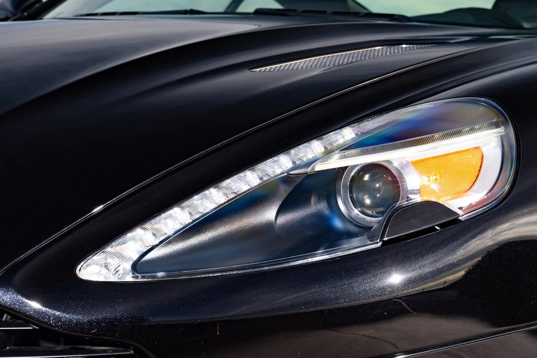 2017 Aston Martin Vanquish 2nd Gen - Image 27 of 31