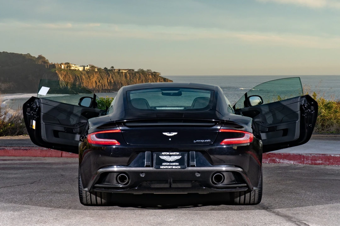 2017 Aston Martin Vanquish 2nd Gen - Image 18 of 31